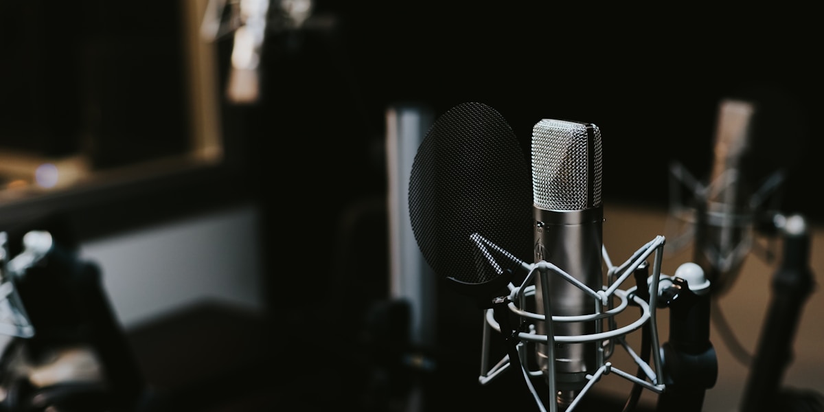 Transcribe Podcasts on Mac: Complete Workflow Guide